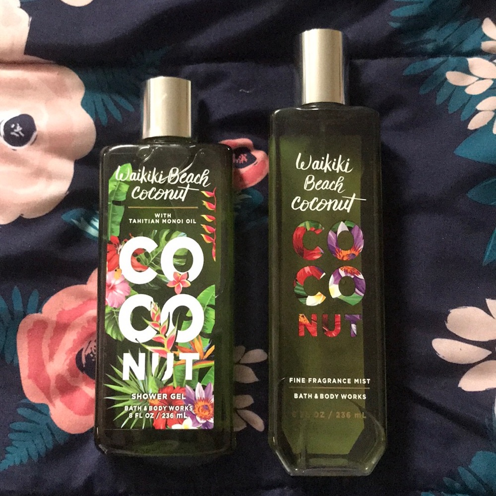 NWT Waikiki Beach Coconut body wash & body spray!